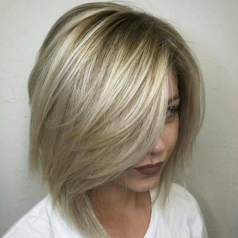 Haarschnitte mit Pony für kurzes Haar
