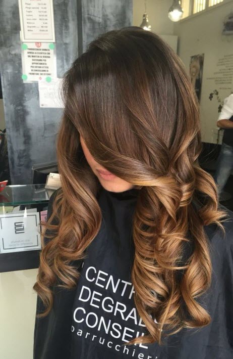 Barvení balayage pro tmavé vlasy