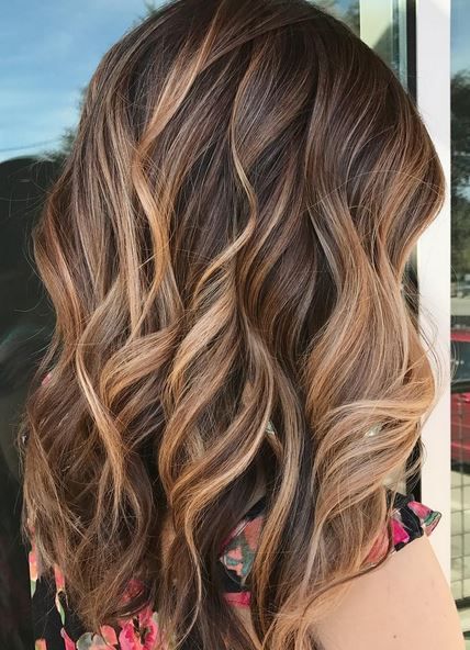 Barvení balayage pro tmavé vlasy